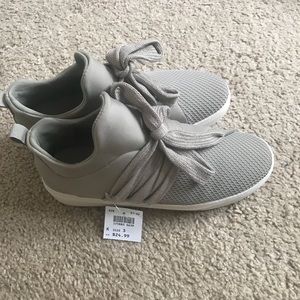 Girls’ Gray Lace Up Fashion Sneaker